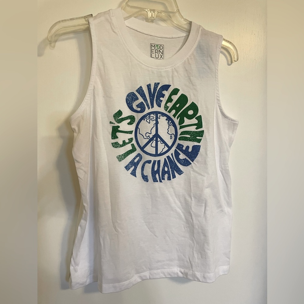 Let’s give earth a chance! White Sleeveless T size M